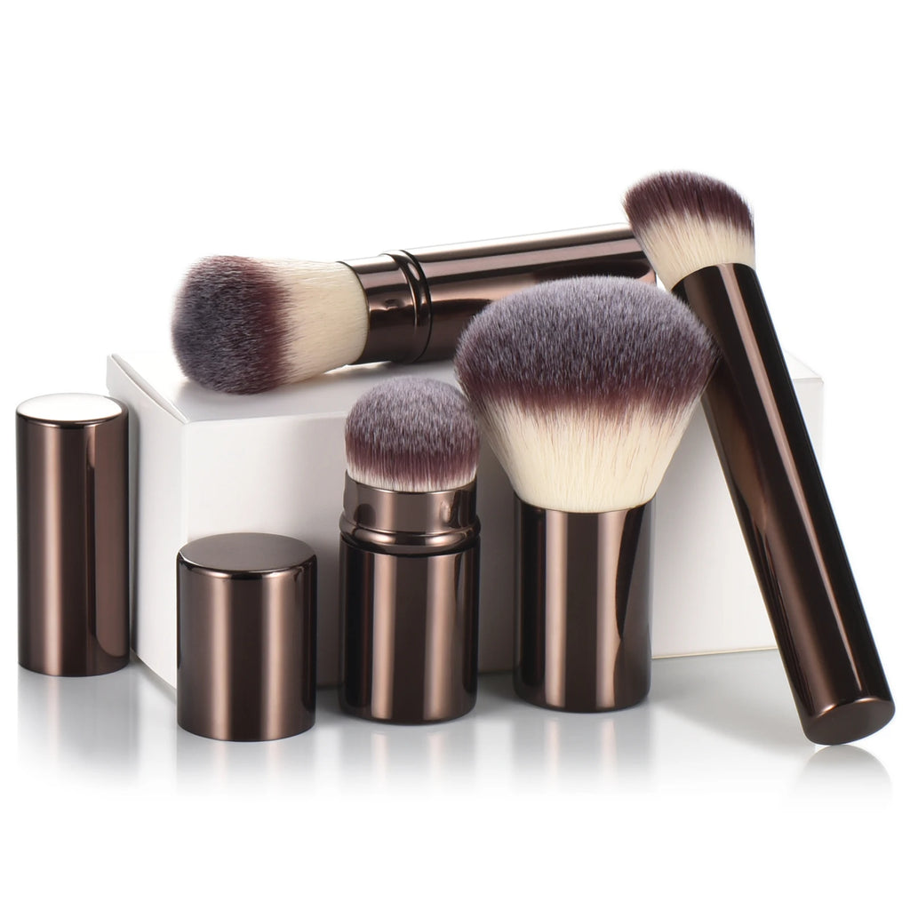 Single Metal Makeup Brush Portable Travel Loose Powder Blush Foundation Contouring Smudge Brush for On-the-Go Beauty Essentials