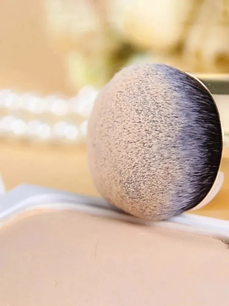 1Pc Large Brush With Small Fat Pier Foundation Head Make Up Brush BB Cream Mushroom Brush No Powder No Mark Foundation Makeup